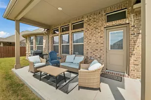 3451 Hidden Holw Dr, Grand Prairie, TX 76065 - Photo 33
