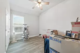 3451 Hidden Holw Dr, Grand Prairie, TX 76065 - Photo 19