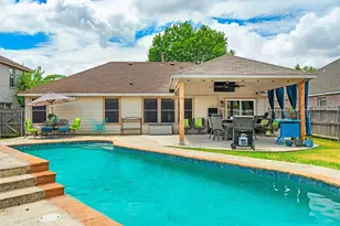 403 Creek Point Ln, Arlington, TX 76002 - Photo 31