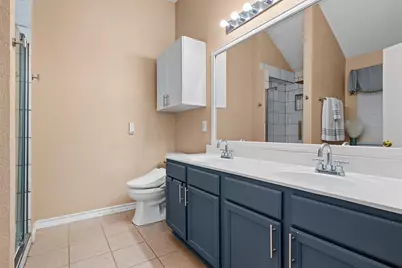 403 Creek Point Lane, Arlington, TX 76002 - Photo 15