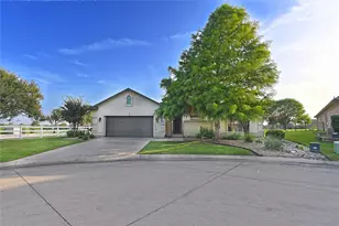 10016 Edmondson Dr, Denton, TX 76207 - Photo 3
