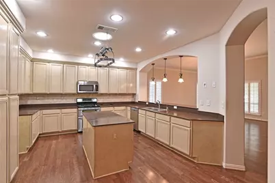 10016 Edmondson Drive, Denton, TX 76207 - Photo 9
