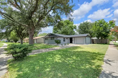 13333 Challaburton Drive, Farmers Branch, TX 75234 - Photo 27