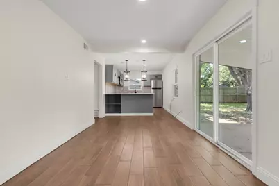 13333 Challaburton Drive, Farmers Branch, TX 75234 - Photo 7