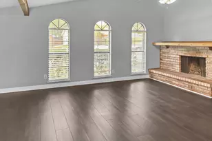 6210 Glenmoor Dr, Garland, TX 75043 - Photo 3