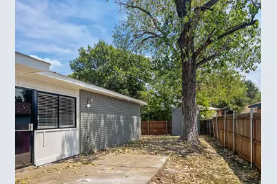6210 Glenmoor Drive, Garland, TX 75043 - Photo 17