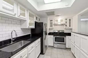 6374 Bordeaux Ave, Dallas, TX 75209 - Photo 11