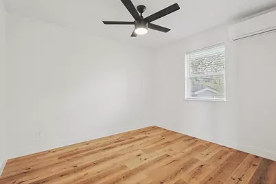 26 Horseshoe Drive, Highland Village, TX 75077 - Photo 11