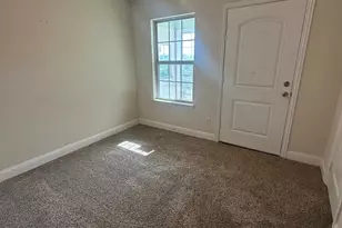 310 S Justin Ave, Dallas, TX 75211 - Photo 21