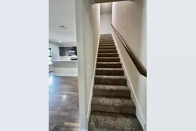 310 S Justin Avenue, Dallas, TX 75211 - Photo 9