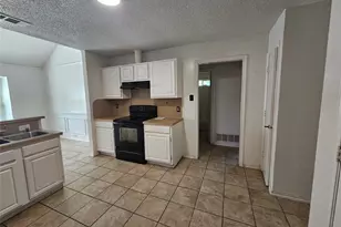 2329 Shalimar Dr, Garland, TX 75040 - Photo 9