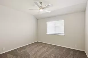 201 Sweetwater Dr, Commerce, TX 75428 - Photo 31