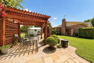 604 S Kate St, White Settlement, TX 76108 - Photo 25