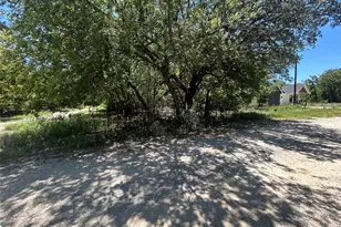 5506 Mercedes Cir, Granbury, TX 76048 - Photo 1