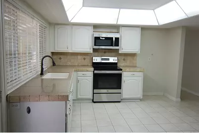 2619 Creekview Drive, Arlington, TX 76016 - Photo 7