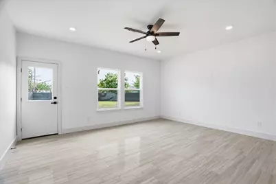 1613 SE Park Road, Mineral Wells, TX 76067 - Photo 13