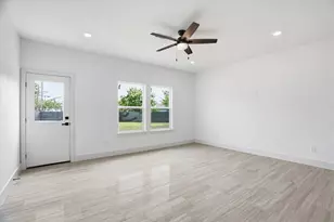 1613 SE Park Rd, Mineral Wells, TX 76067 - Photo 13