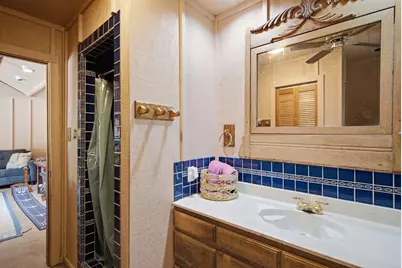 904 W Belknap Street, Jacksboro, TX 76458 - Photo 33