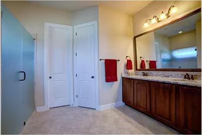 4421 Holburn Drive, McKinney, TX 75070 - Photo 9