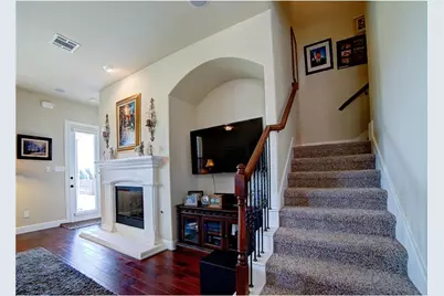 4421 Holburn Drive, McKinney, TX 75070 - Photo 5