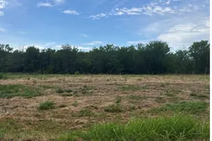 309 Creekside, Valley View, TX 76272 - Photo 1
