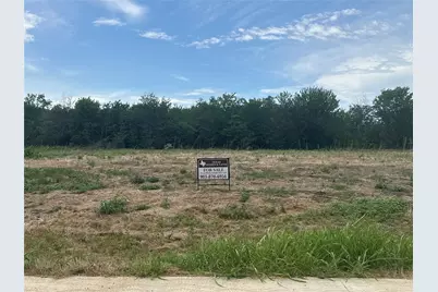 309 Creekside, Valley View, TX 76272 - Photo 1
