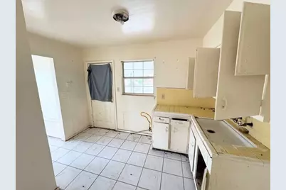 346 Marshall Smith Drive, Del Rio, TX 78840 - Photo 9