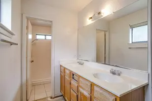 5745 Springtide Dr, Fort Worth, TX 76135 - Photo 11