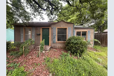 2925 Oakwood Street, Haltom City, TX 76117 - Photo 1