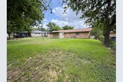 2411 Woodlawn Drive, Ennis, TX 75119 - Photo 19