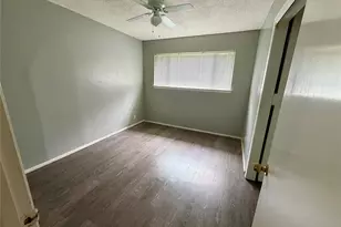 2411 Woodlawn Dr, Ennis, TX 75119 - Photo 11