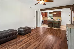 10353 Newcombe Dr, Dallas, TX 75228 - Photo 9