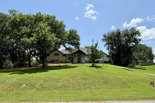 110 Pecan Valley Ln, Waxahachie, TX 75165 - Photo 3