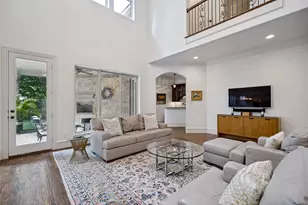 6520 Sondra Dr, Dallas, TX 75214 - Photo 9