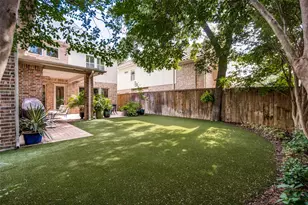 6520 Sondra Dr, Dallas, TX 75214 - Photo 29