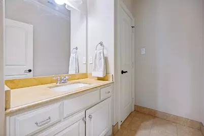 6520 Sondra Drive, Dallas, TX 75214 - Photo 25
