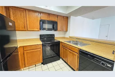 9811 Walnut Street #F207, Dallas, TX 75243 - Photo 7