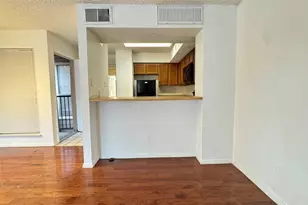 9811 Walnut St, Dallas, TX 75243 - Photo 5