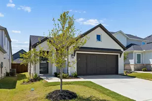 422 Holly Rd, Little Elm, TX 75068 - Photo 9