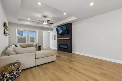 422 Holly Road, Little Elm, TX 75068 - Photo 5