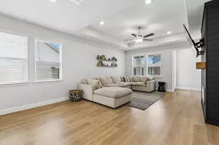 422 Holly Rd, Little Elm, TX 75068 - Photo 15