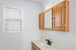 1130 W Day St, Denison, TX 75020 - Photo 13
