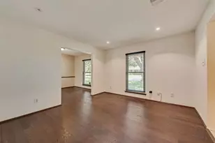 8515 Baumgarten Dr, Dallas, TX 75228 - Photo 11