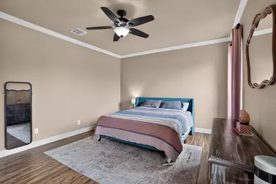 1301 Hyde Park Boulevard, Cleburne, TX 76033 - Photo 13