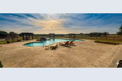 7301 Canterburg Drive, Cleburne, TX 76033 - Photo 7