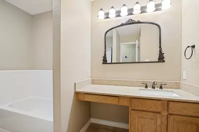 6630 Meadow Ridge Circle, Nevada, TX 75173 - Photo 17