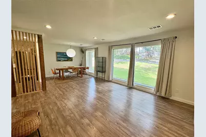 211 Mill Creek Drive, Arlington, TX 76010 - Photo 7