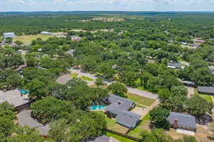 1423 Oak Hills Dr, Graham, TX 76450 - Photo 31