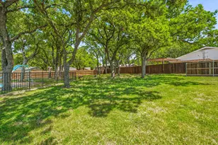 1423 Oak Hills Dr, Graham, TX 76450 - Photo 29