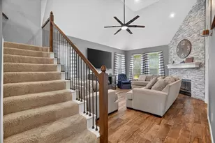 813 Cardinal Ridge Rd, Burleson, TX 76028 - Photo 7